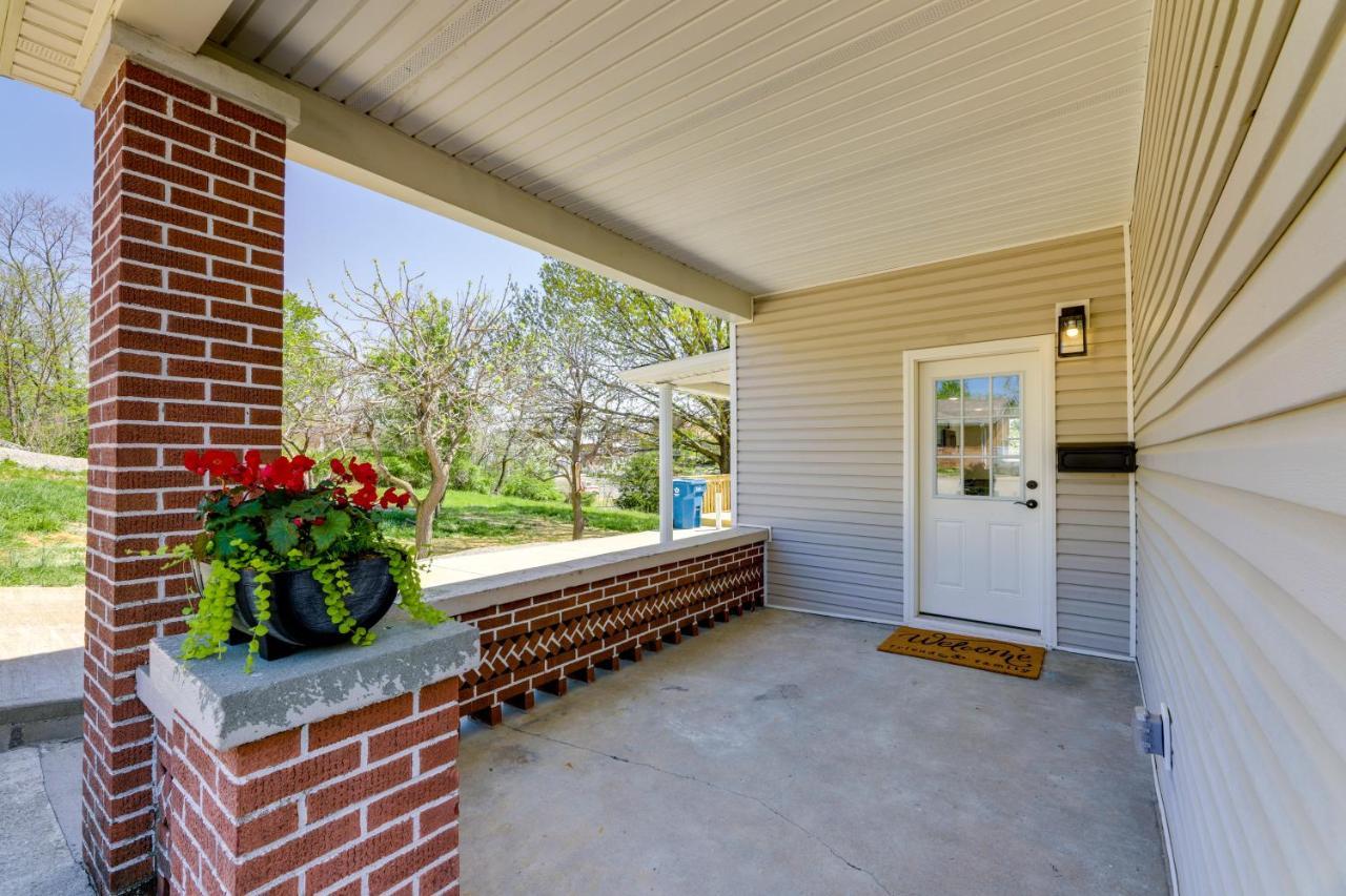 Williamstown Vacation Rental Private Deck And Yard Exterior photo